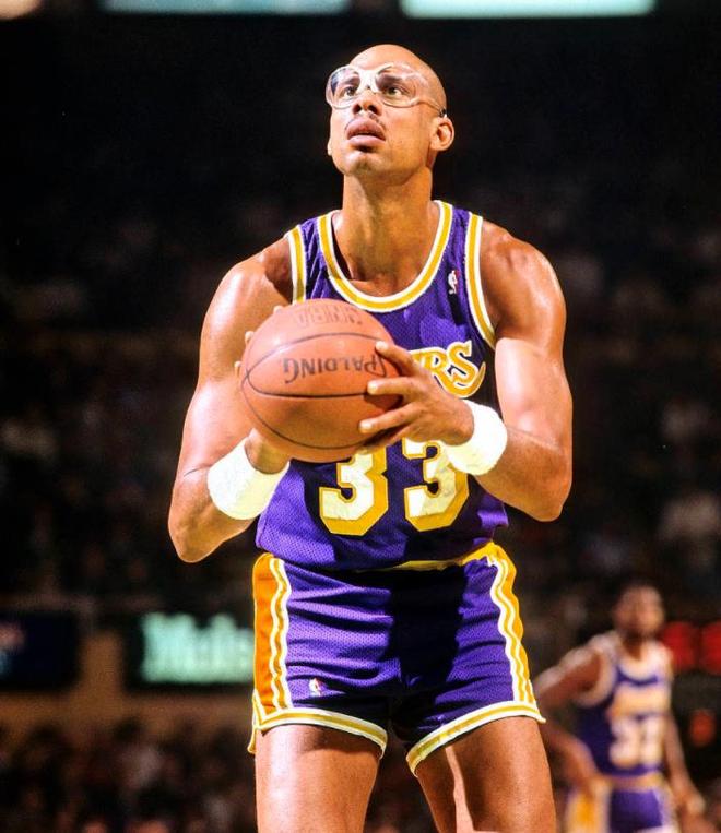 德转列苏格兰球员历史身价前10：罗伯逊8000万欧第1，小麦第2（德转评苏格兰球员历史身价榜TOP10：罗伯逊以8000万欧居首，小麦位列次席）