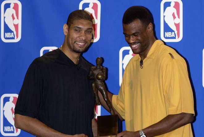 马明宇隔空给邵佳一加油：非常期待佳一率领国足走出低谷（马明宇隔空声援邵佳一：盼其率国足重振雄风）