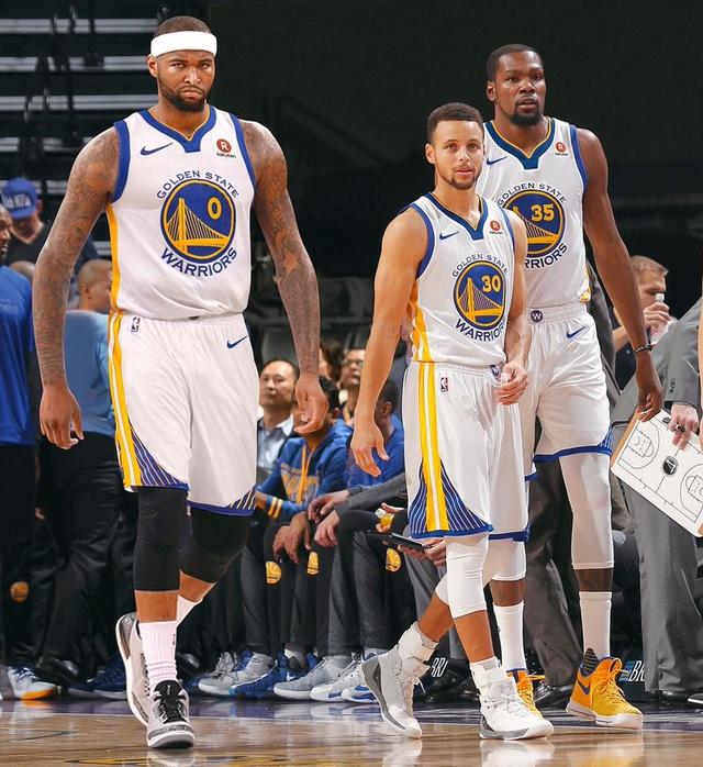 西甲最新积分战报 皇马5轮4场丢分无力追巴萨（西甲积分榜更新：皇马近5轮4次丢分，追赶巴萨乏力）